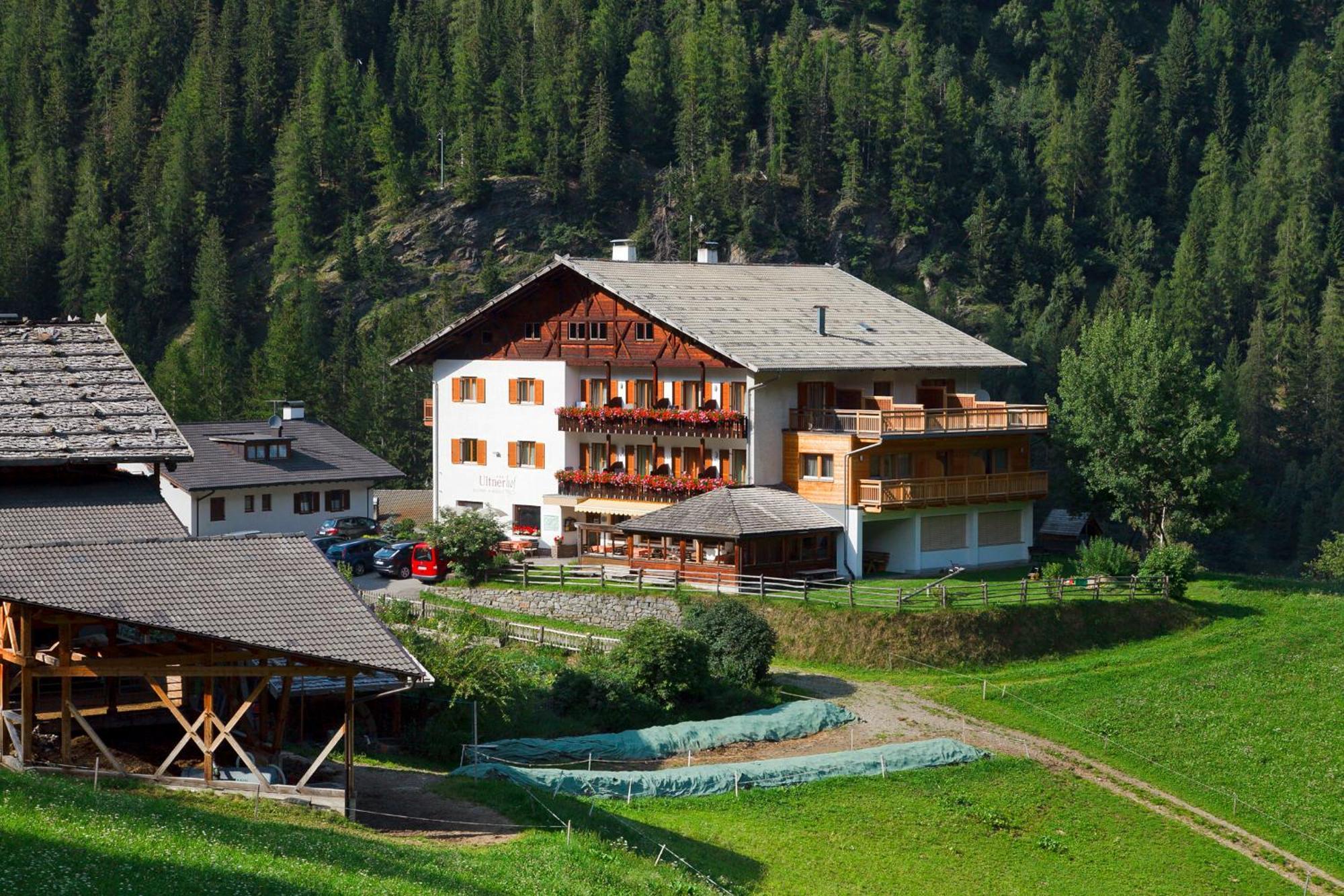 Hotel Ultnerhof Santa Gertrude エクステリア 写真