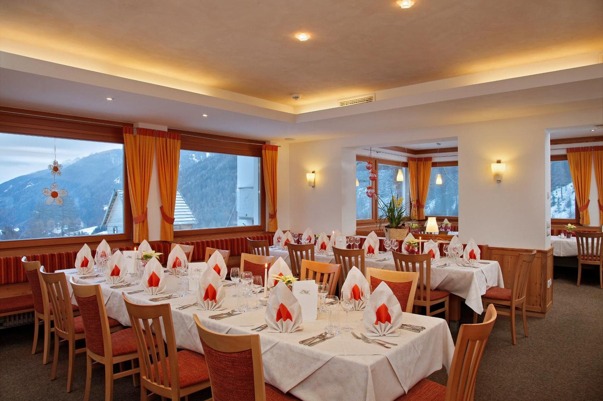 Hotel Ultnerhof Santa Gertrude エクステリア 写真