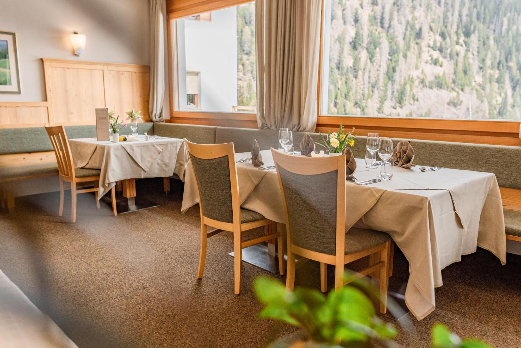 Hotel Ultnerhof Santa Gertrude エクステリア 写真