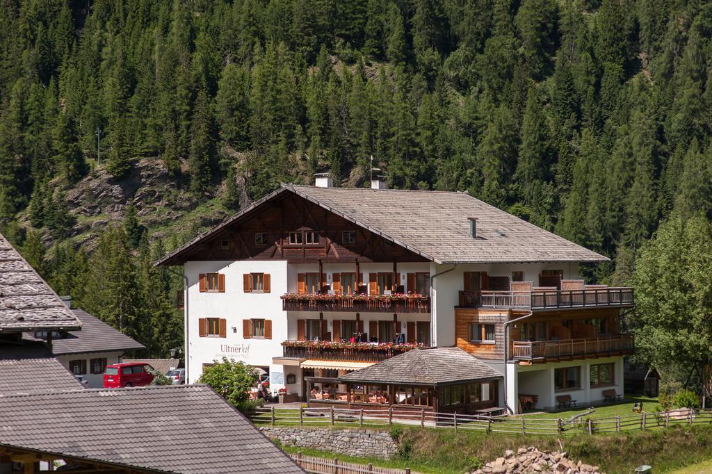 Hotel Ultnerhof Santa Gertrude エクステリア 写真
