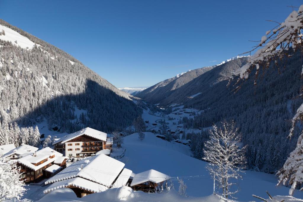 Hotel Ultnerhof Santa Gertrude エクステリア 写真